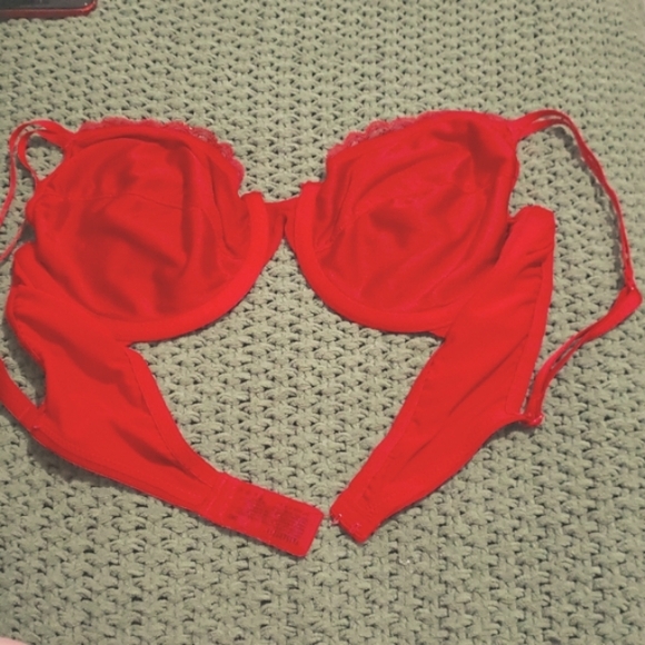 Vassarette Red & Black Bra 38B/ Grey & Black 36B - Picture 4 of 4